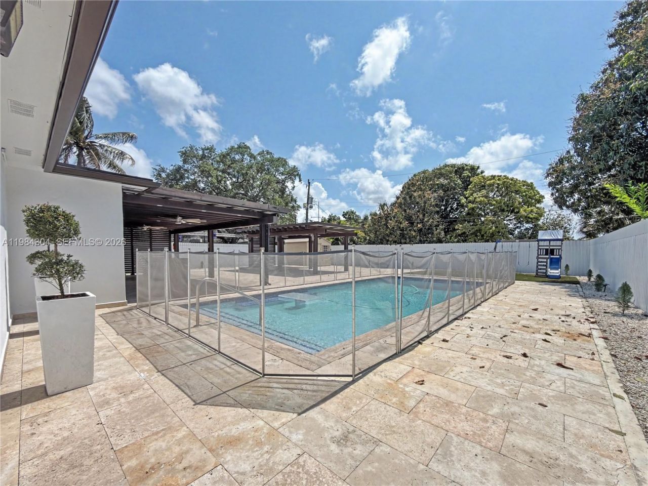 660 S Biscayne River Dr, Miami, FL 33169 Photo