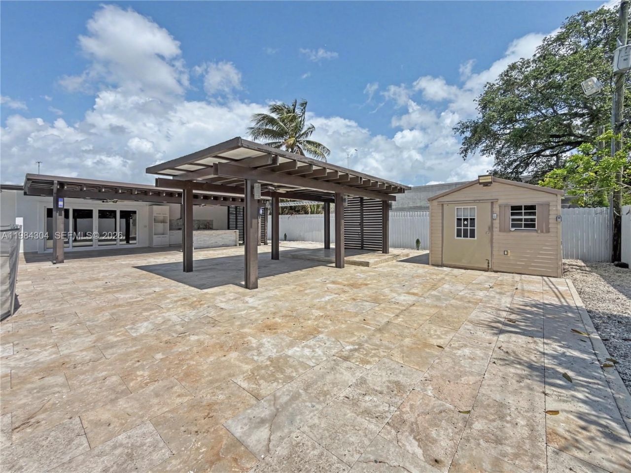 660 S Biscayne River Dr, Miami, FL 33169 Photo