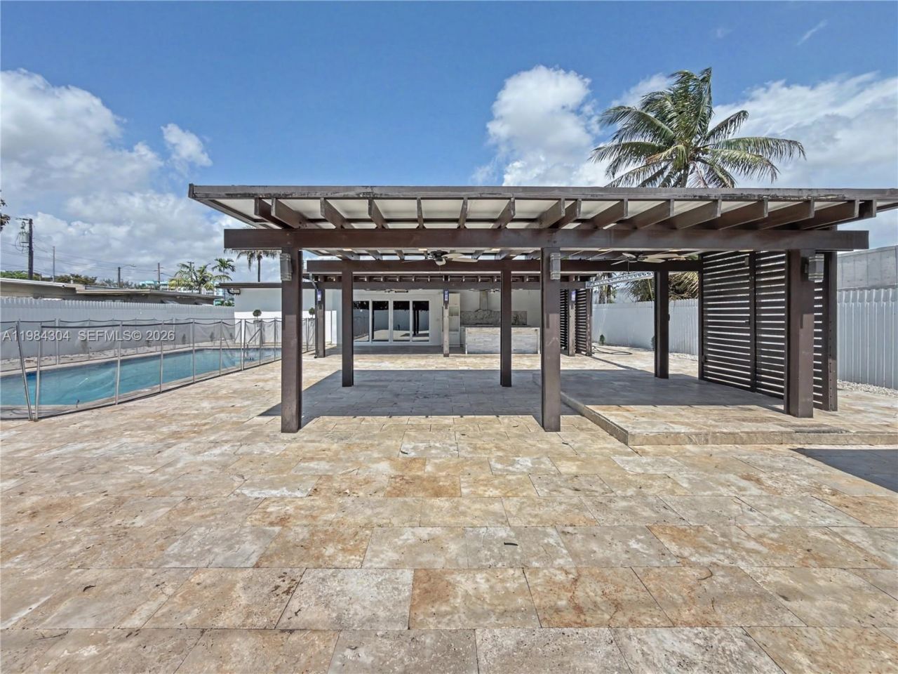 660 S Biscayne River Dr, Miami, FL 33169 Photo