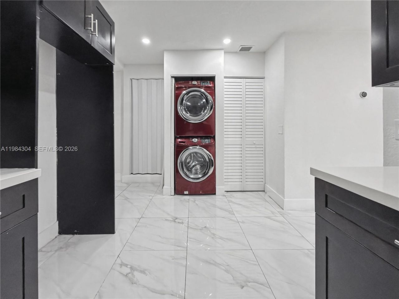 660 S Biscayne River Dr, Miami, FL 33169 Photo