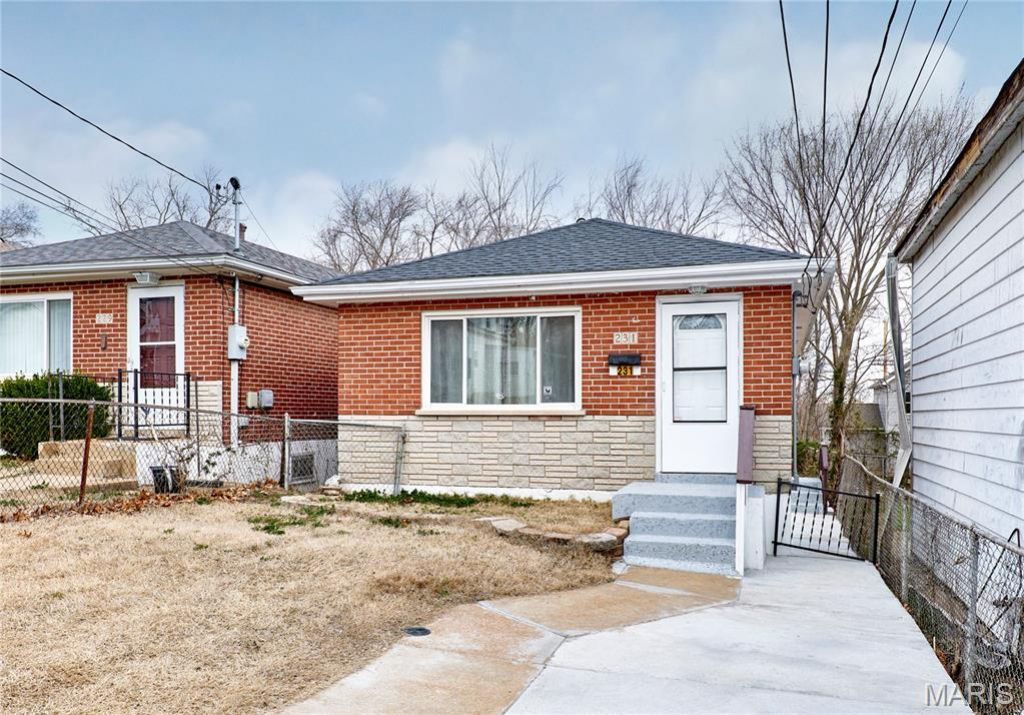 231 E Velma Avenue, Saint Louis, MO 63125 Main Photo