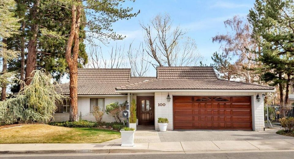 100 Moore Lane, Reno, NV 89509 Photo