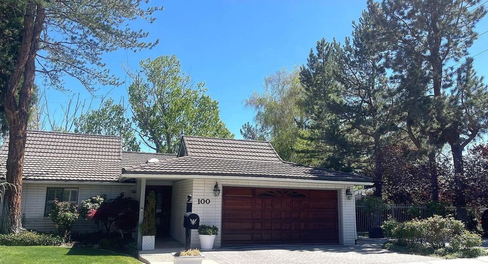 100 Moore Lane, Reno, NV 89509 Photo
