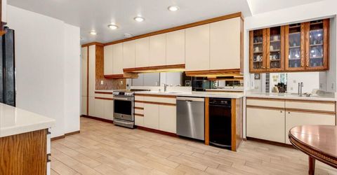 100 Moore Lane, Reno, NV 89509 Photo