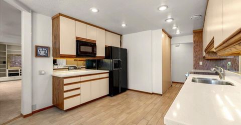 100 Moore Lane, Reno, NV 89509 Photo