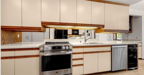 100 Moore Lane, Reno, NV 89509 Photo