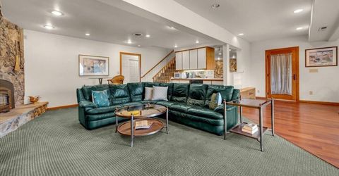 100 Moore Lane, Reno, NV 89509 Photo