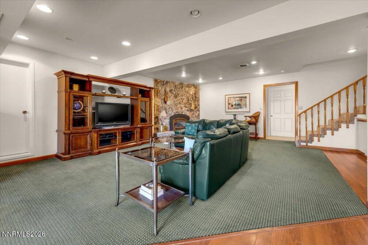 100 Moore Lane, Reno, NV 89509 Photo