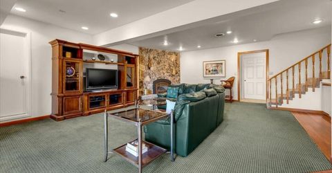 100 Moore Lane, Reno, NV 89509 Photo