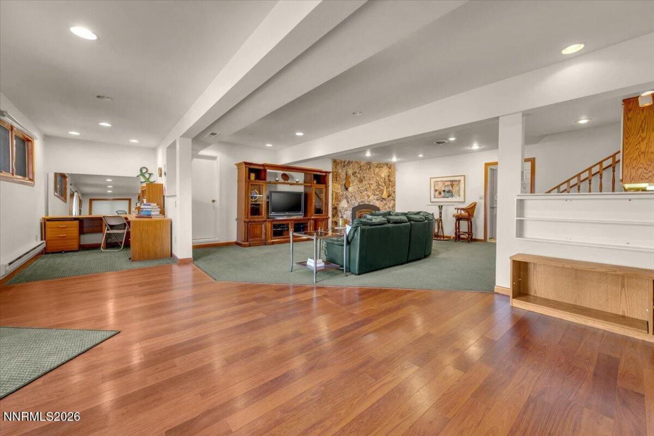 100 Moore Lane, Reno, NV 89509 Photo