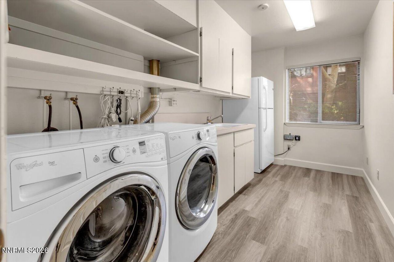 100 Moore Lane, Reno, NV 89509 Photo