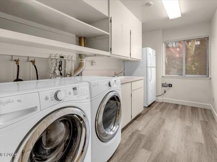 100 Moore Lane, Reno, NV 89509 Photo