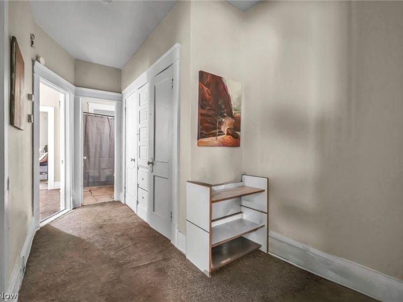 12014 Iowa Avenue, Cleveland, OH 44108 Photo 22