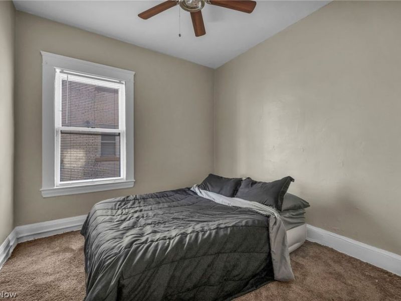 12014 Iowa Avenue, Cleveland, OH 44108 Photo 32