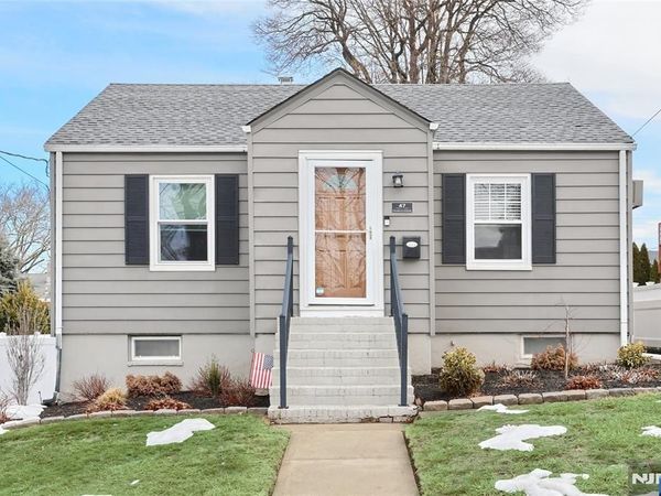 47 Franklin Avenue, Hasbrouck Heights, NJ 07604