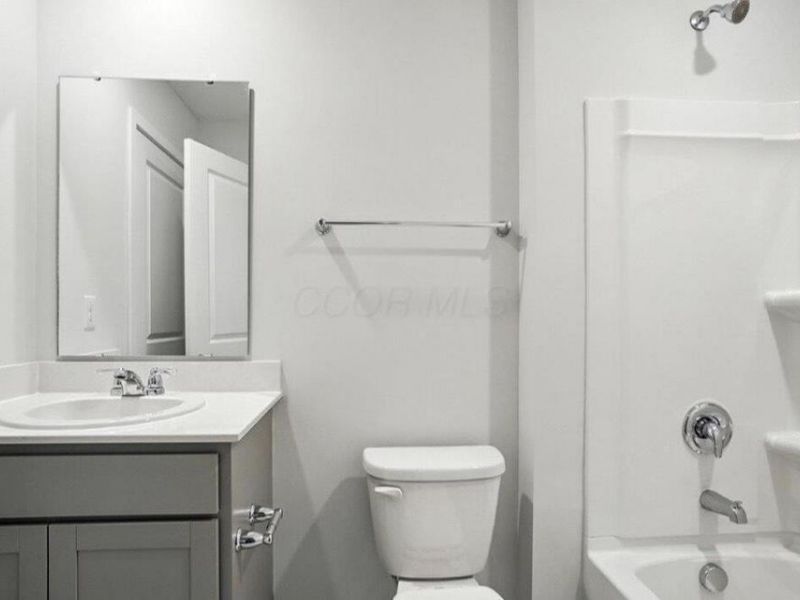 1476 Cardinez Way , Unit 1476, Columbus, OH 43228 Photo 13