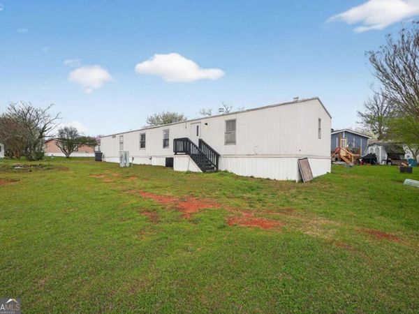 100 Lake Haven Drive, Hampton, GA 30228