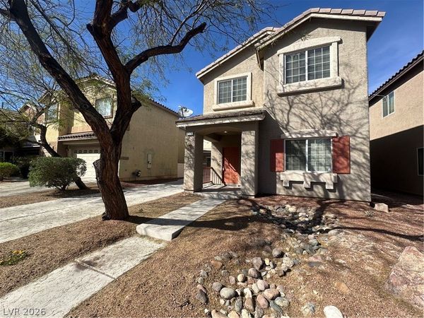 2176 Low Creek Court , Las Vegas, NV 89123