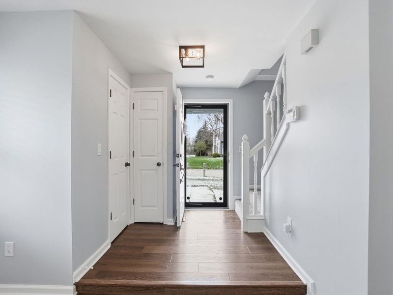 3917 Man O War Court, Columbus, OH 43221 Photo 10