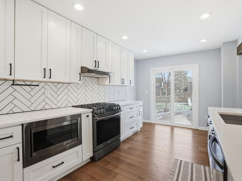 3917 Man O War Court, Columbus, OH 43221 Photo 24