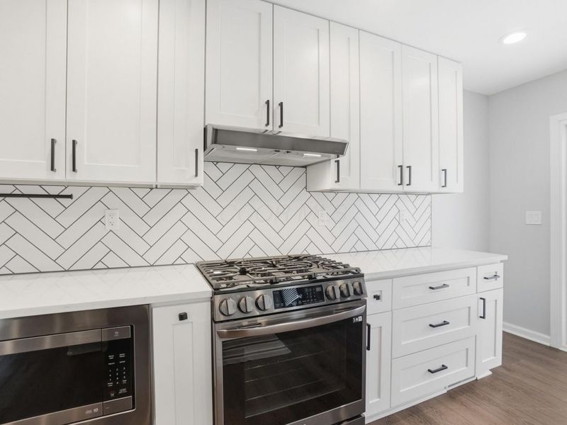 3917 Man O War Court, Columbus, OH 43221 Photo 27