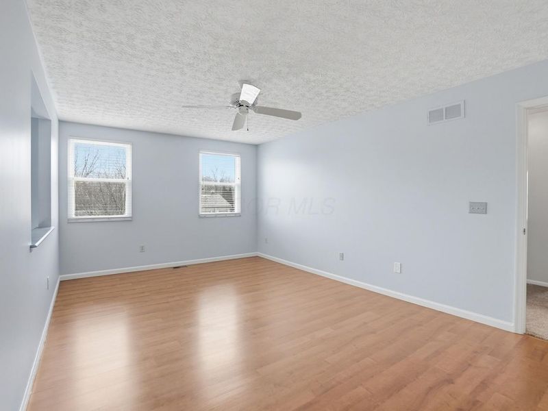 3917 Man O War Court, Columbus, OH 43221 Photo 33