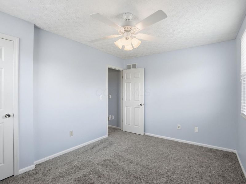 3917 Man O War Court, Columbus, OH 43221 Photo 39