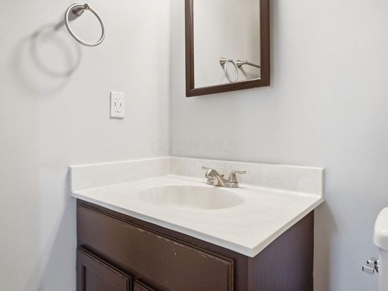 3917 Man O War Court, Columbus, OH 43221 Photo 41