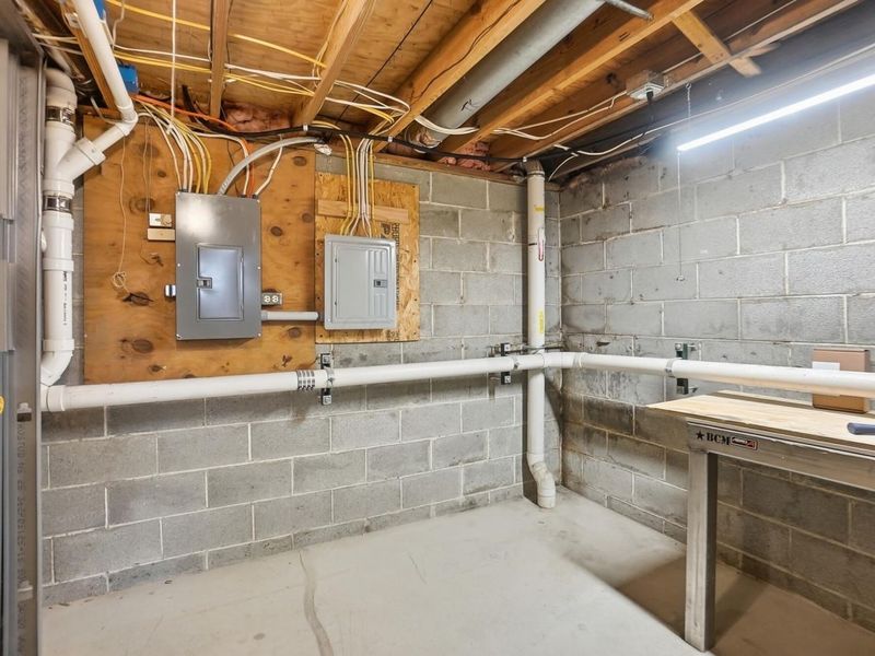 3917 Man O War Court, Columbus, OH 43221 Photo 52