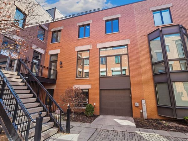 1445 N Cleveland Avenue, Unit E, Chicago, IL 60610