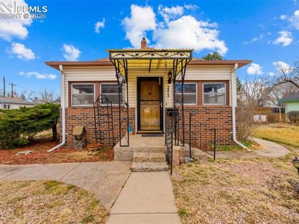 2815 Beacon Street, Colorado Springs, CO 80907