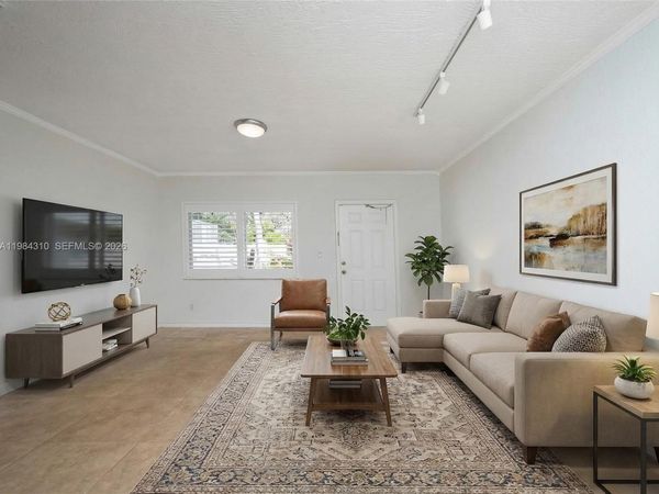 1872 NE 46th St , Unit D5, Fort Lauderdale, FL 33308