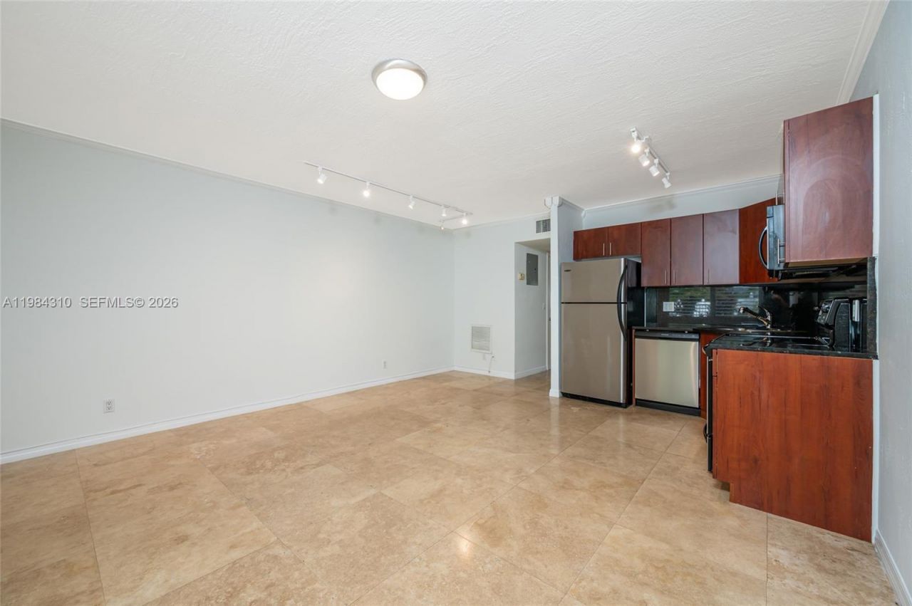 1872 NE 46th St , Unit D5, Fort Lauderdale, FL 33308 Photo