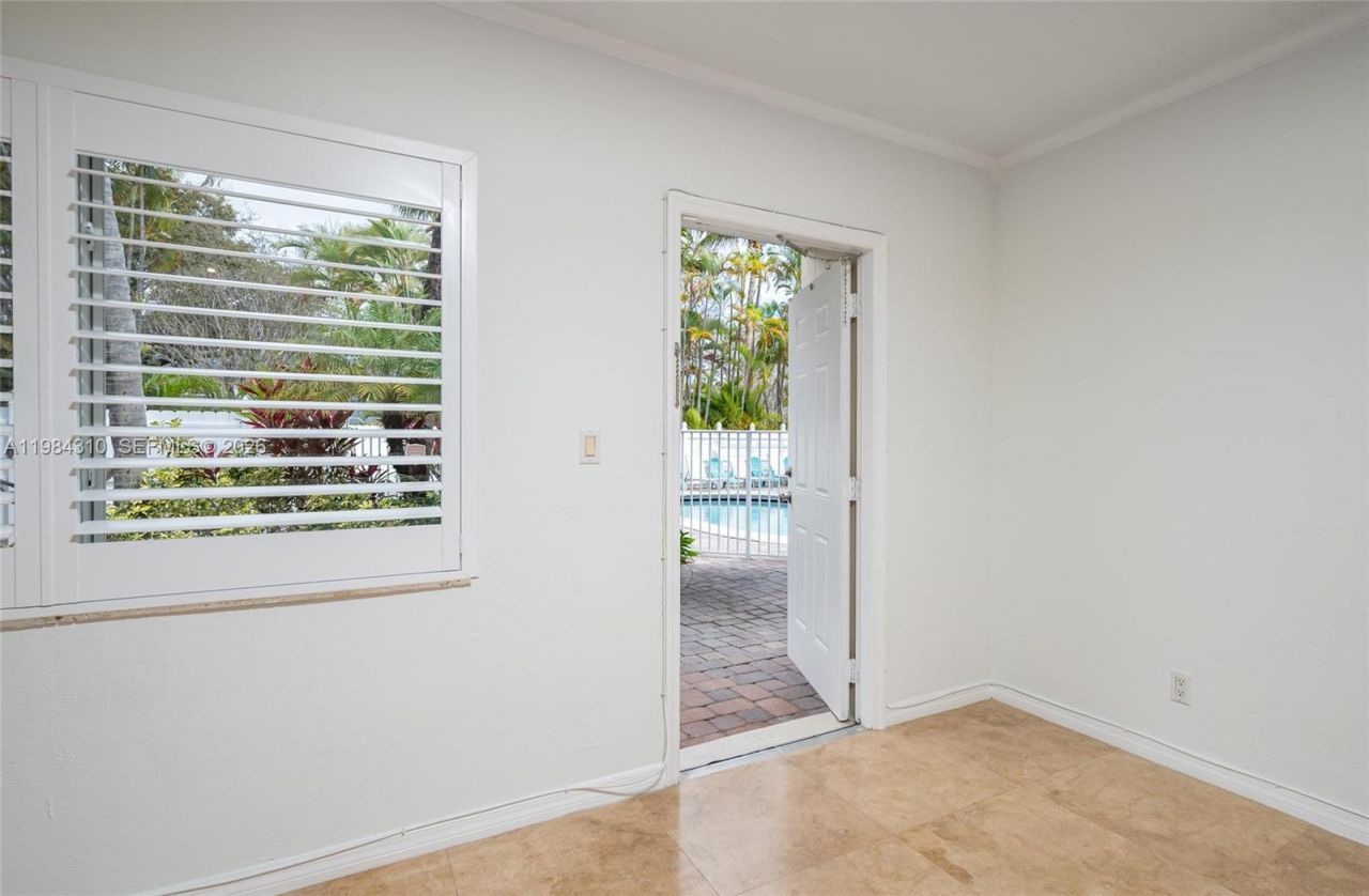 1872 NE 46th St , Unit D5, Fort Lauderdale, FL 33308 Photo