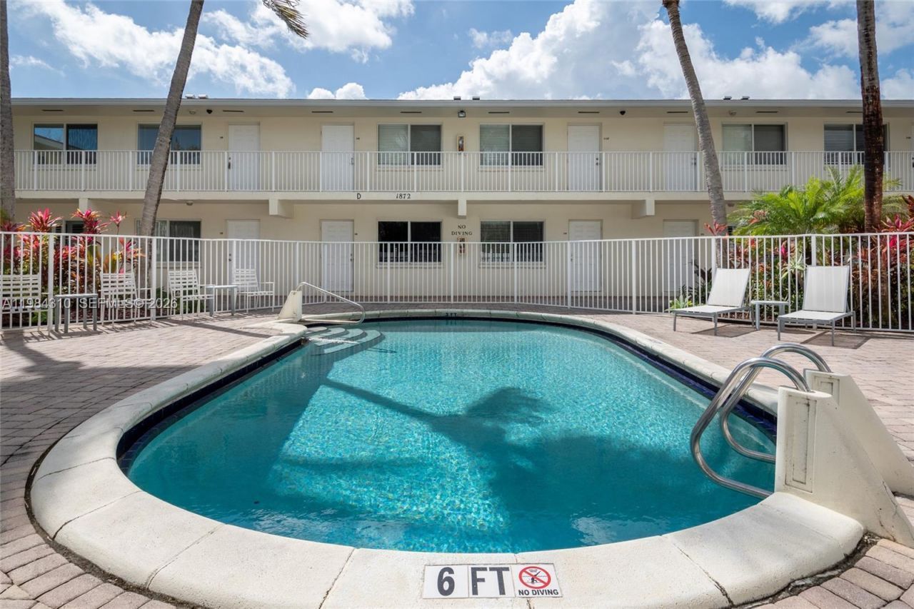 1872 NE 46th St , Unit D5, Fort Lauderdale, FL 33308 Photo