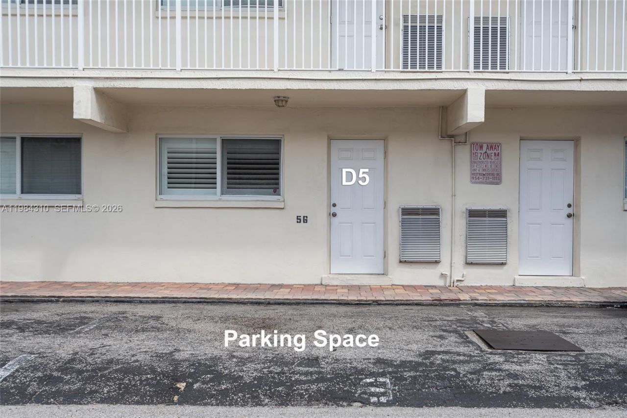 1872 NE 46th St , Unit D5, Fort Lauderdale, FL 33308 Photo