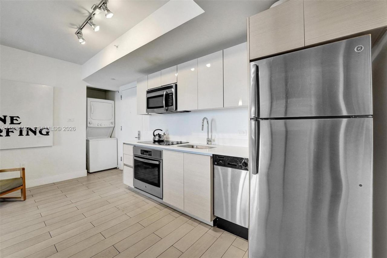 2602 E Hallandale Beach Blvd , Unit R906, Hallandale Beach, FL 33009 Photo