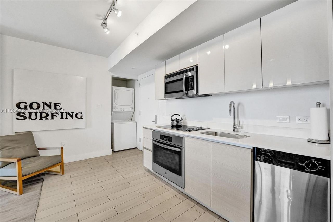 2602 E Hallandale Beach Blvd , Unit R906, Hallandale Beach, FL 33009 Photo