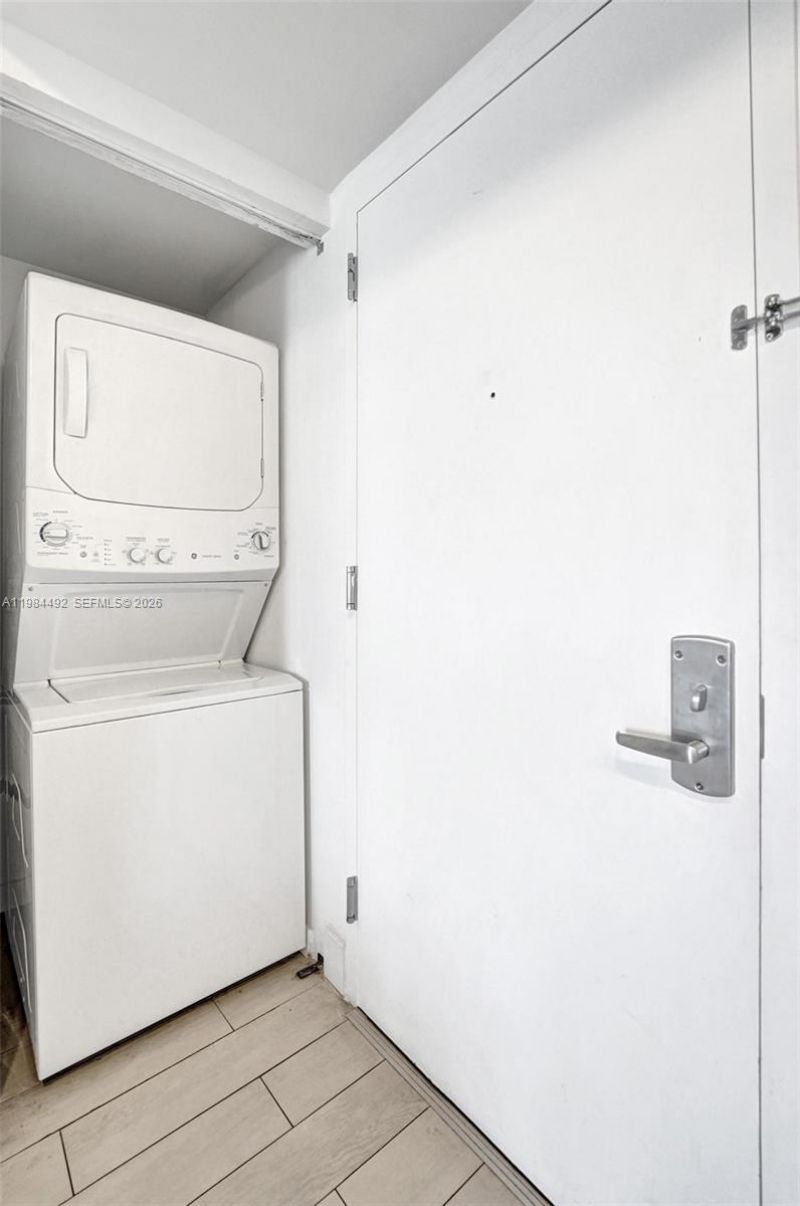 2602 E Hallandale Beach Blvd , Unit R906, Hallandale Beach, FL 33009 Photo