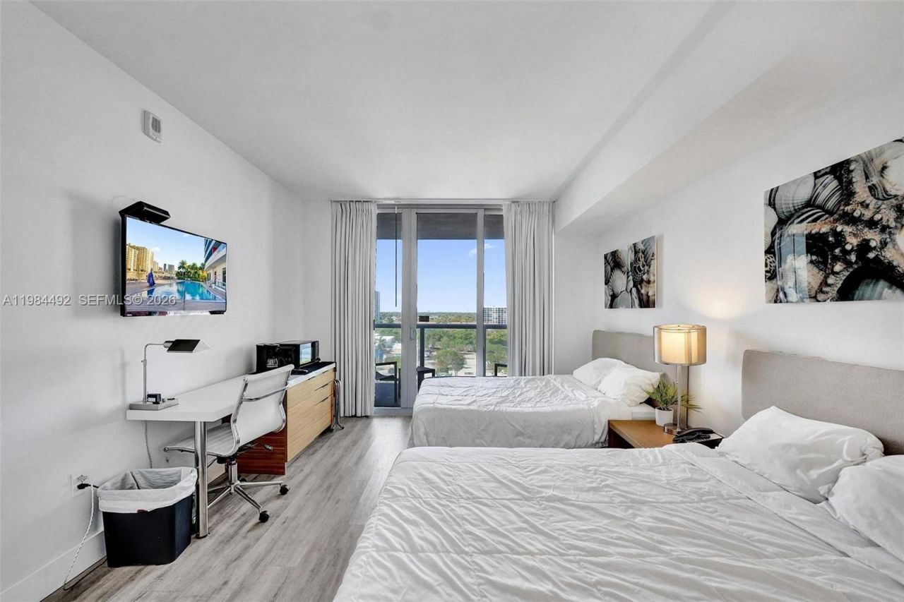 2602 E Hallandale Beach Blvd , Unit R906, Hallandale Beach, FL 33009 Photo