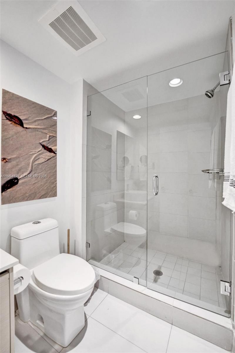 2602 E Hallandale Beach Blvd , Unit R906, Hallandale Beach, FL 33009 Photo