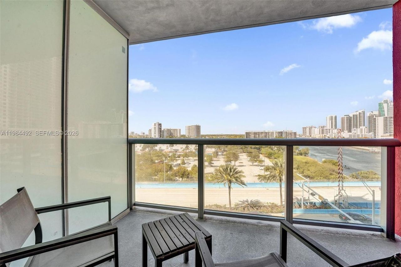 2602 E Hallandale Beach Blvd , Unit R906, Hallandale Beach, FL 33009 Photo