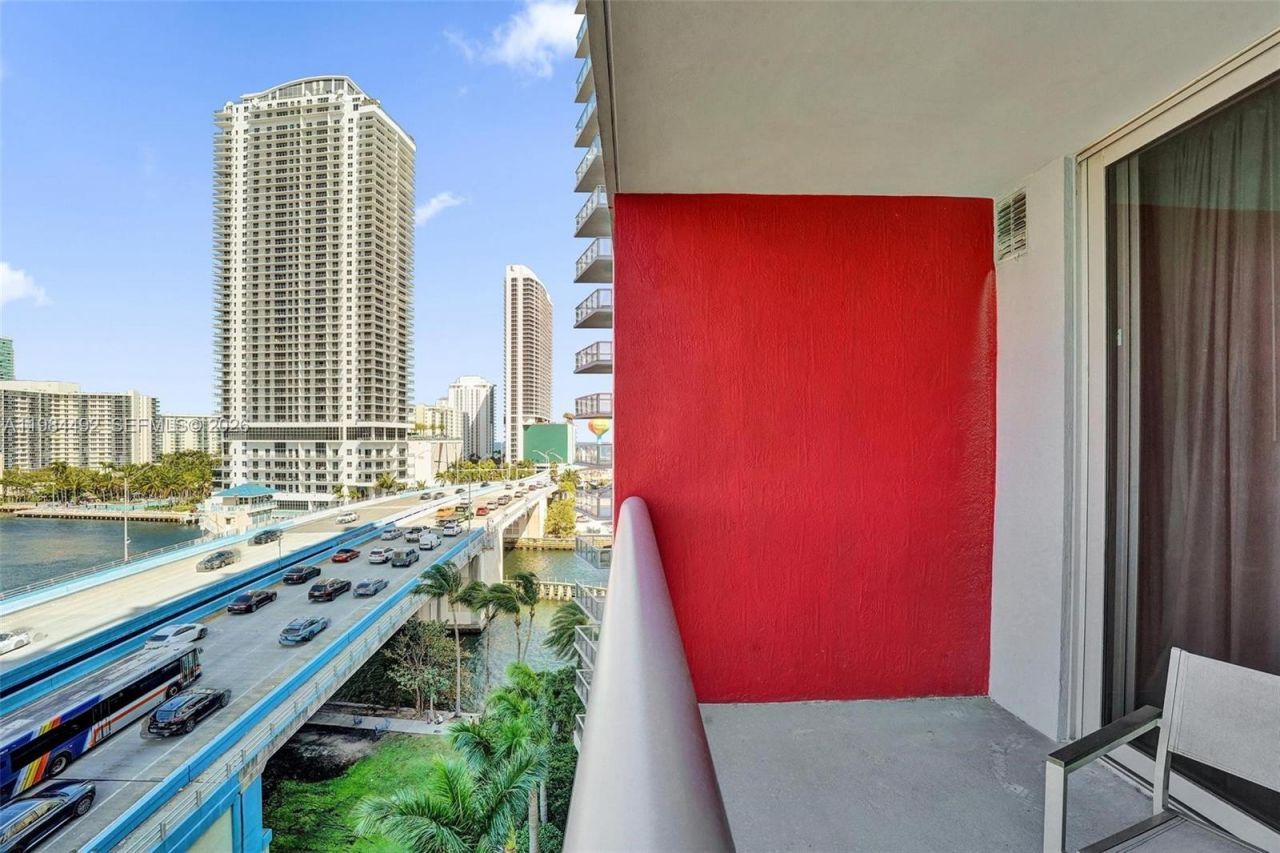 2602 E Hallandale Beach Blvd , Unit R906, Hallandale Beach, FL 33009 Photo
