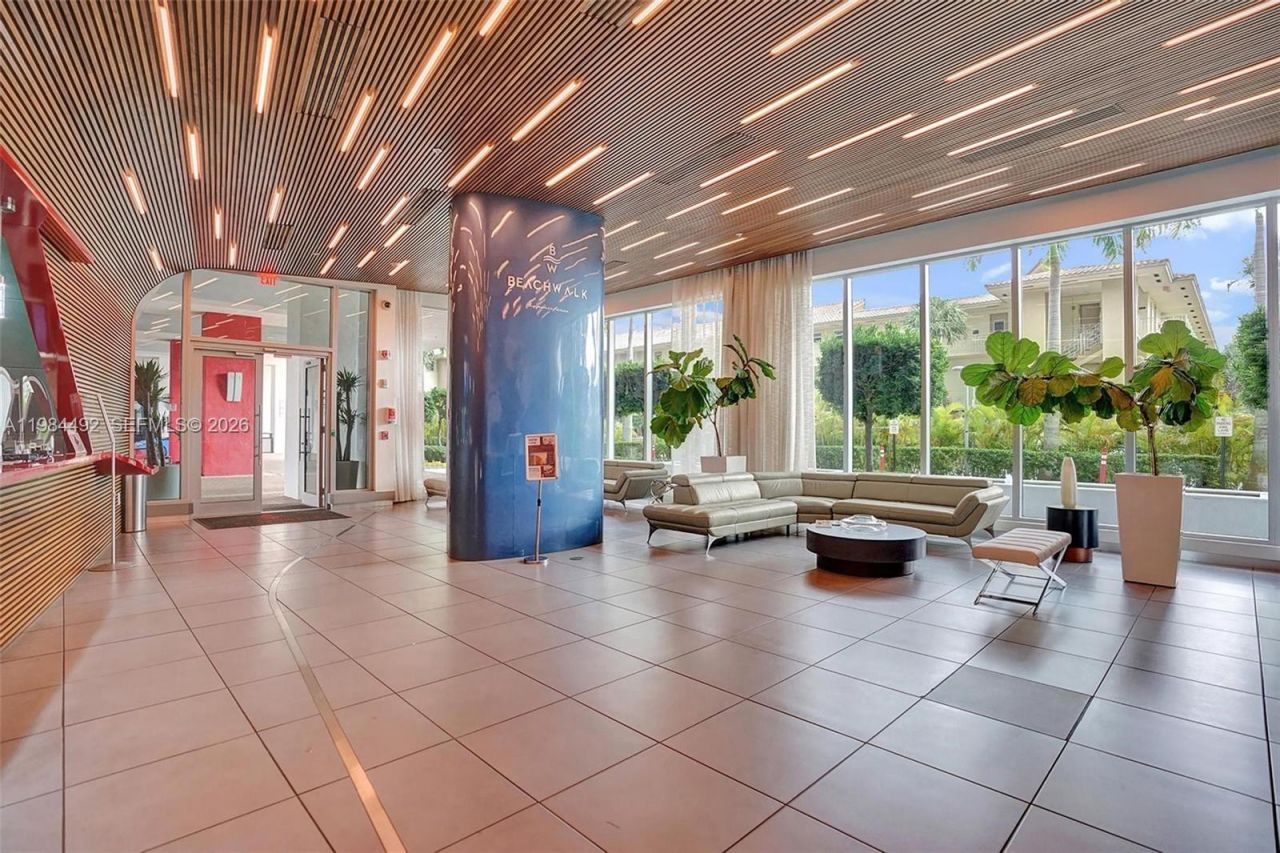 2602 E Hallandale Beach Blvd , Unit R906, Hallandale Beach, FL 33009 Photo