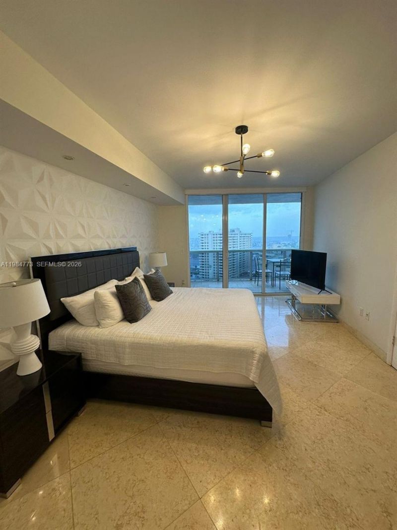 1800 S Ocean Dr , Unit 1606, Hallandale Beach, FL 33009 Photo