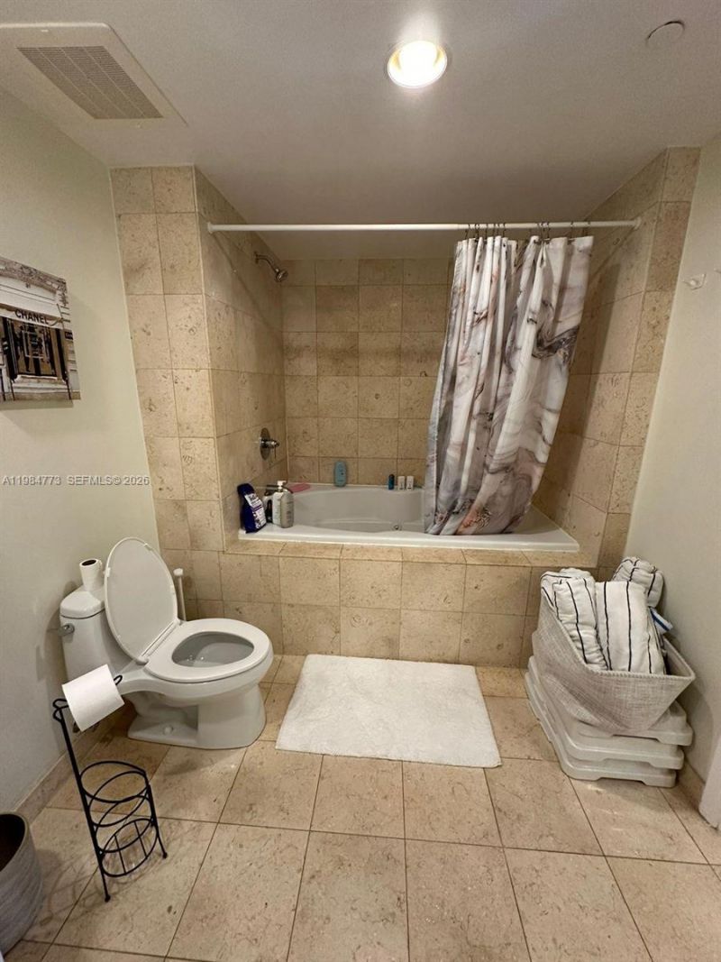 1800 S Ocean Dr , Unit 1606, Hallandale Beach, FL 33009 Photo