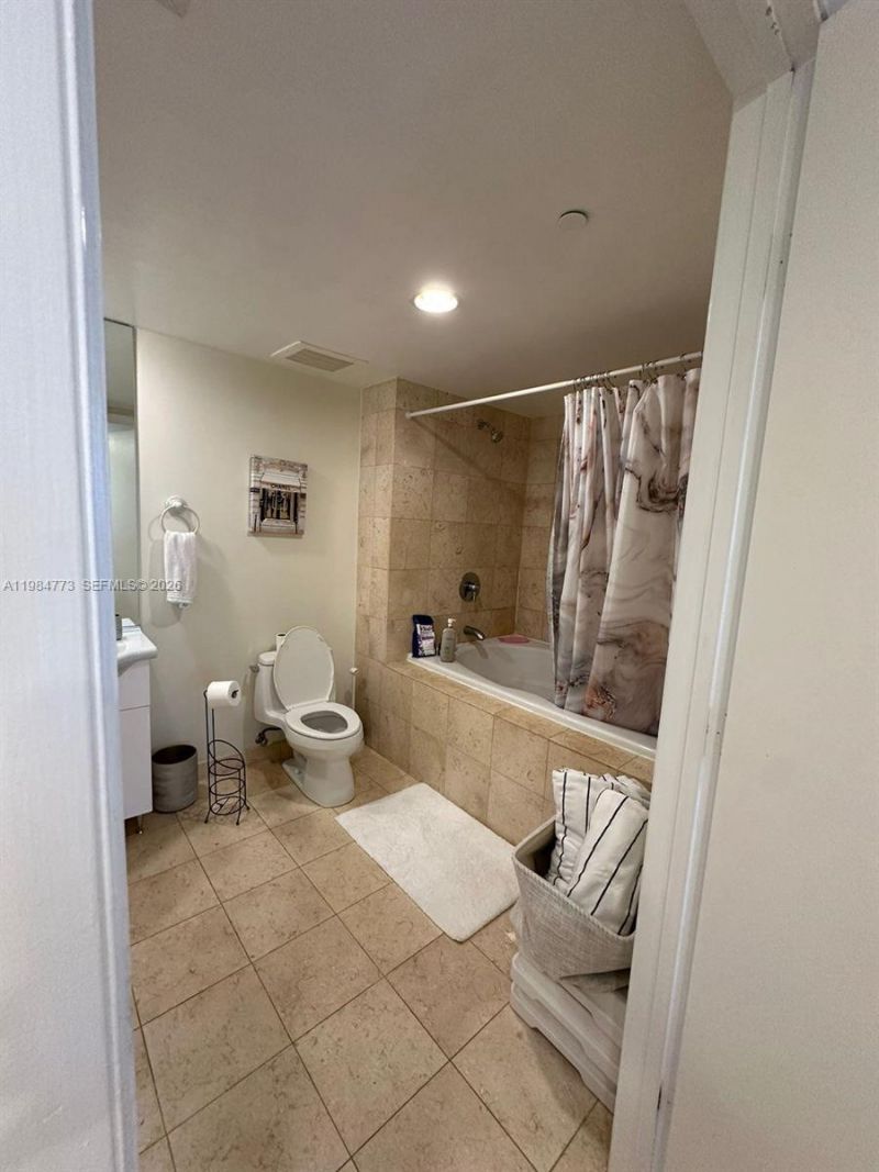 1800 S Ocean Dr , Unit 1606, Hallandale Beach, FL 33009 Photo