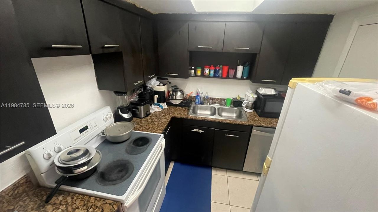 13700 NE 6th Ave , Unit 209, North Miami, FL 33161 Photo