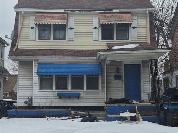 2536 Leslie Street, Detroit, MI 48238