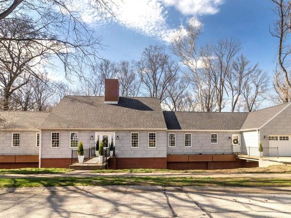 6211 Pfafflin Lake Boulevard, Newburgh, IN 47630